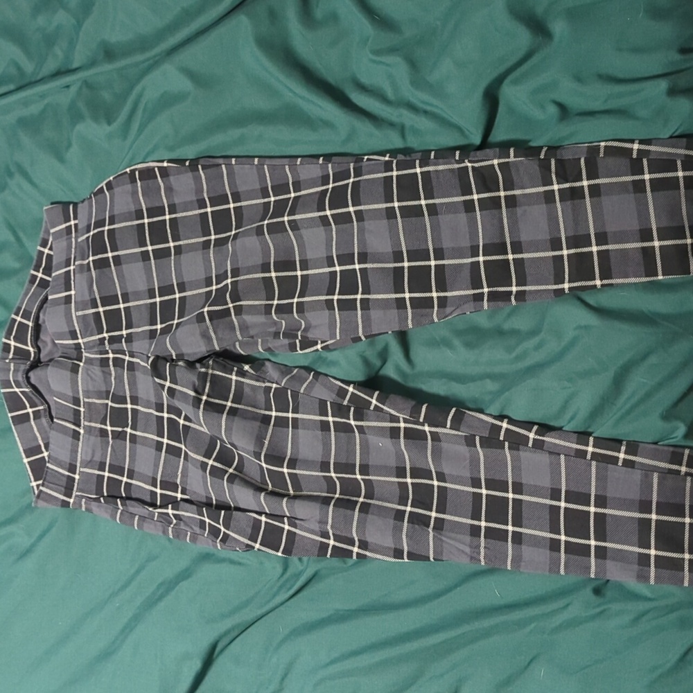 Torrid Plaid Ankle Length Leggings- Black and Gray Size 1X